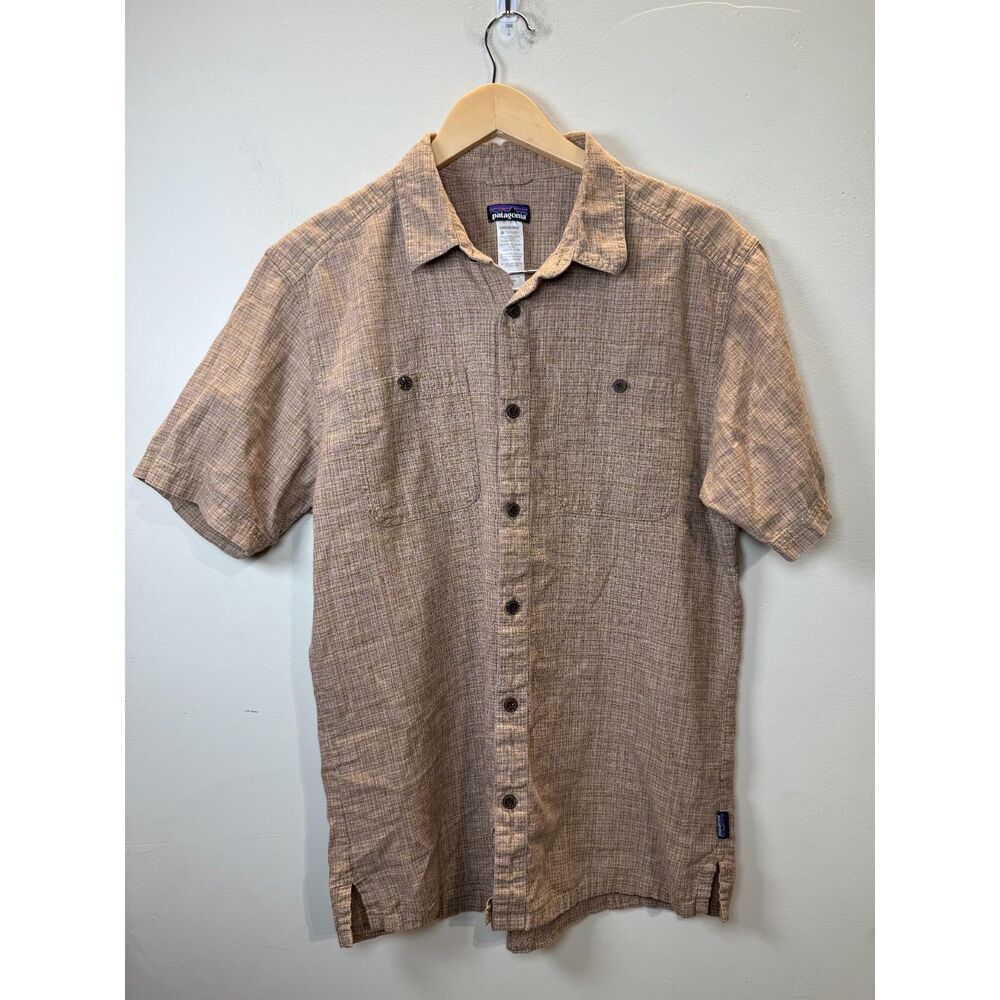 Patagonia Men's Size Medium Brown Back Step Shirt Short Sleeve Button Up